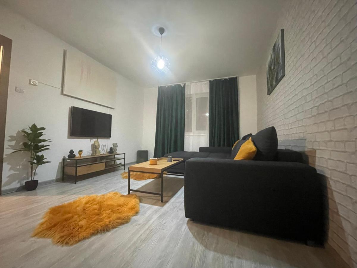 Londof Apartments- New Center Μπρασόβ Εξωτερικό φωτογραφία